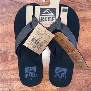 BRAND NEW reef Flip flops For Men